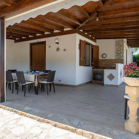 Deluxe Sicily Villa Buonfornello